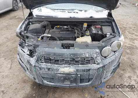 2015 Chevrolet Sonic Lt Manual z USA, uszkodzony, nr VIN 1G1JD5SH2F4133815